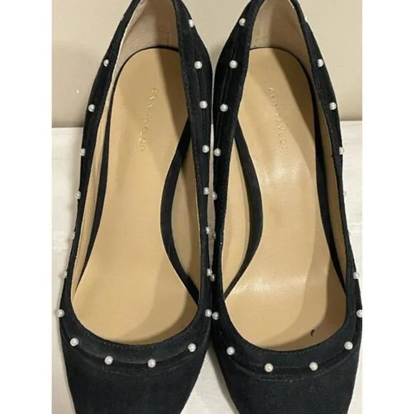 Ann Taylor-Loretta Black Velvet Pump White Pearl Beading 3.5&quot; Heel Size 6