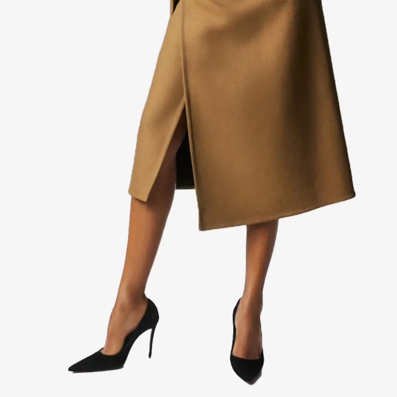 Black-Gold Velvet Pumps