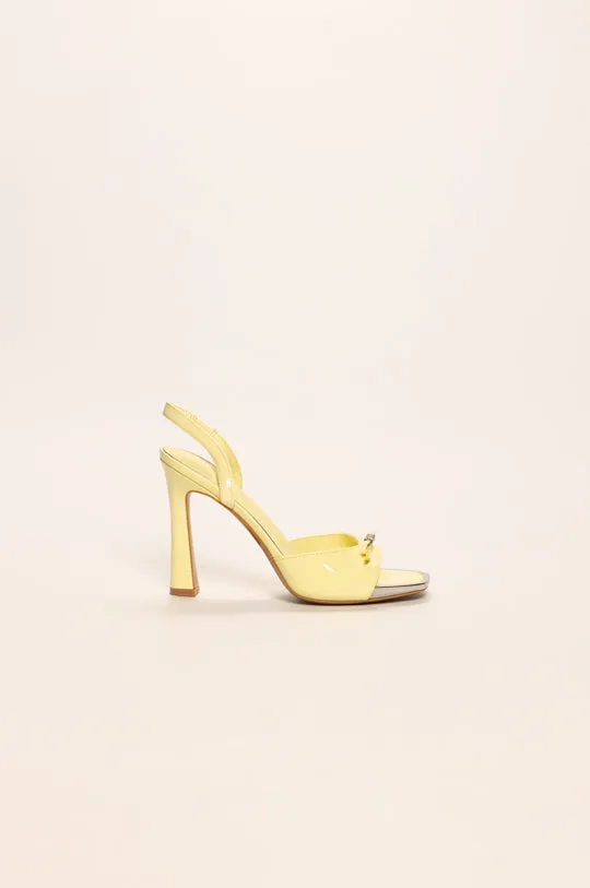 CAMARA SLINGBACK PEEP TOE PUMP