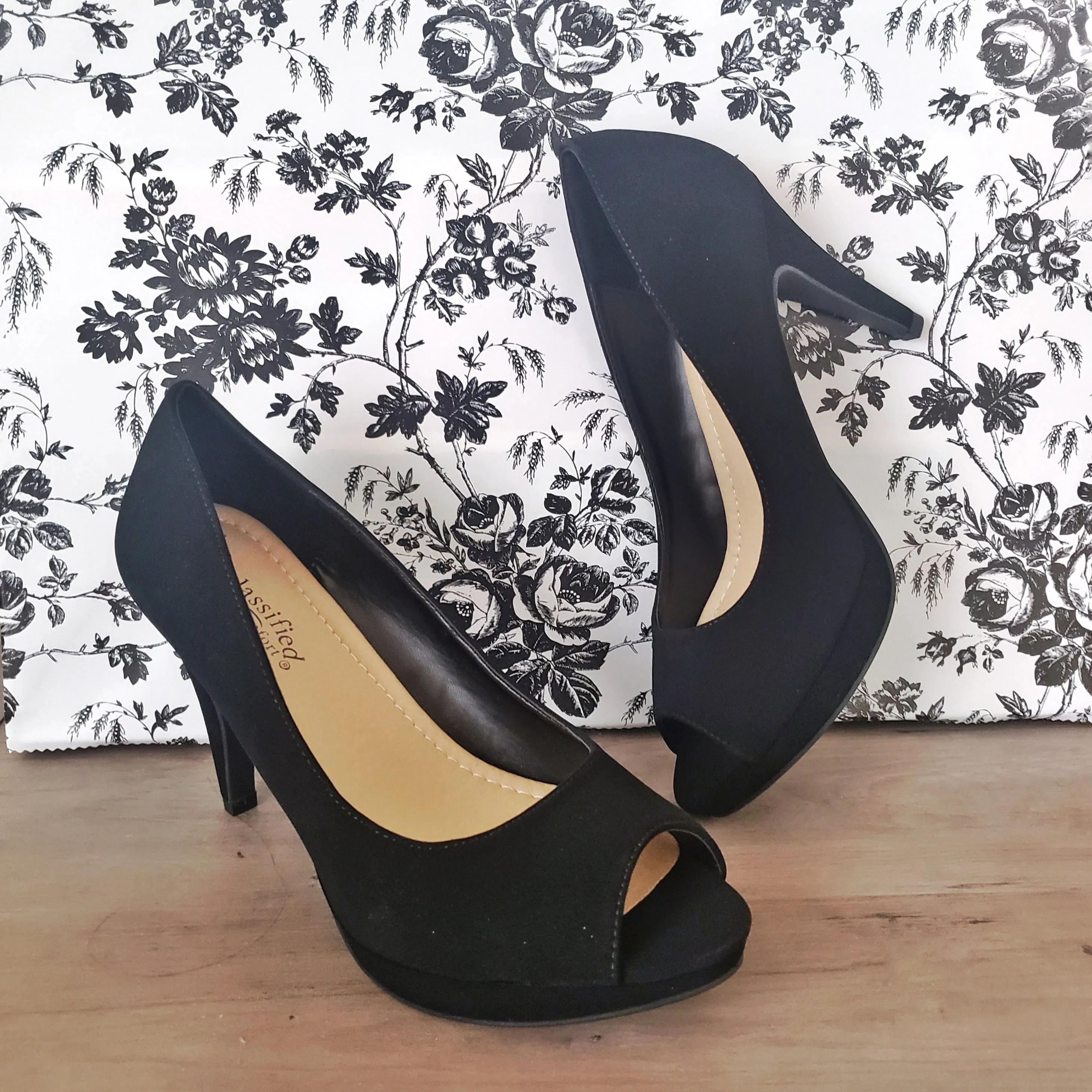 City Classified Classic Nubuck Peep Toe Platform Stiletto Heel - Bree