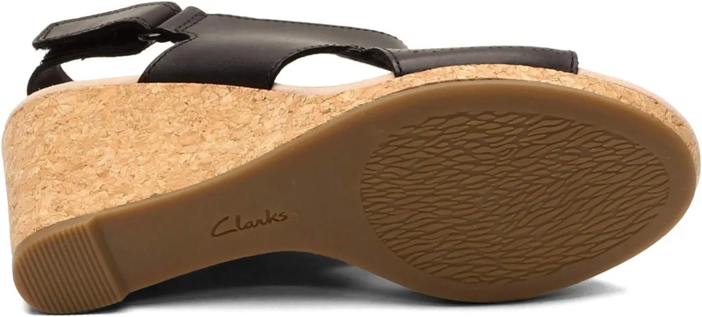 Clarks Women's Annadel Bari Platform