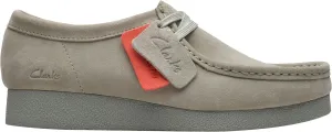 Clarks Women's Flat Sneaker