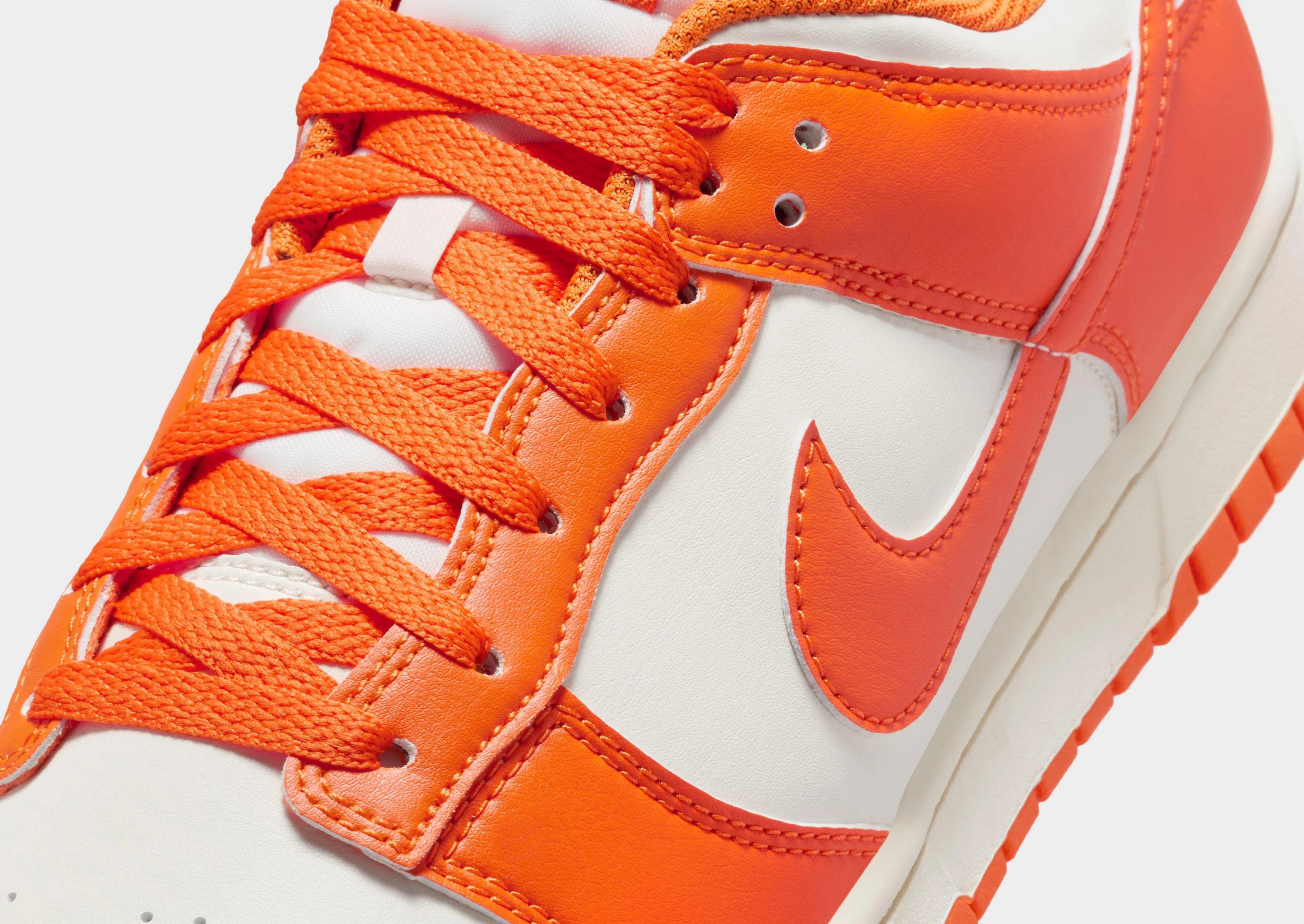 Dunk Low Retro