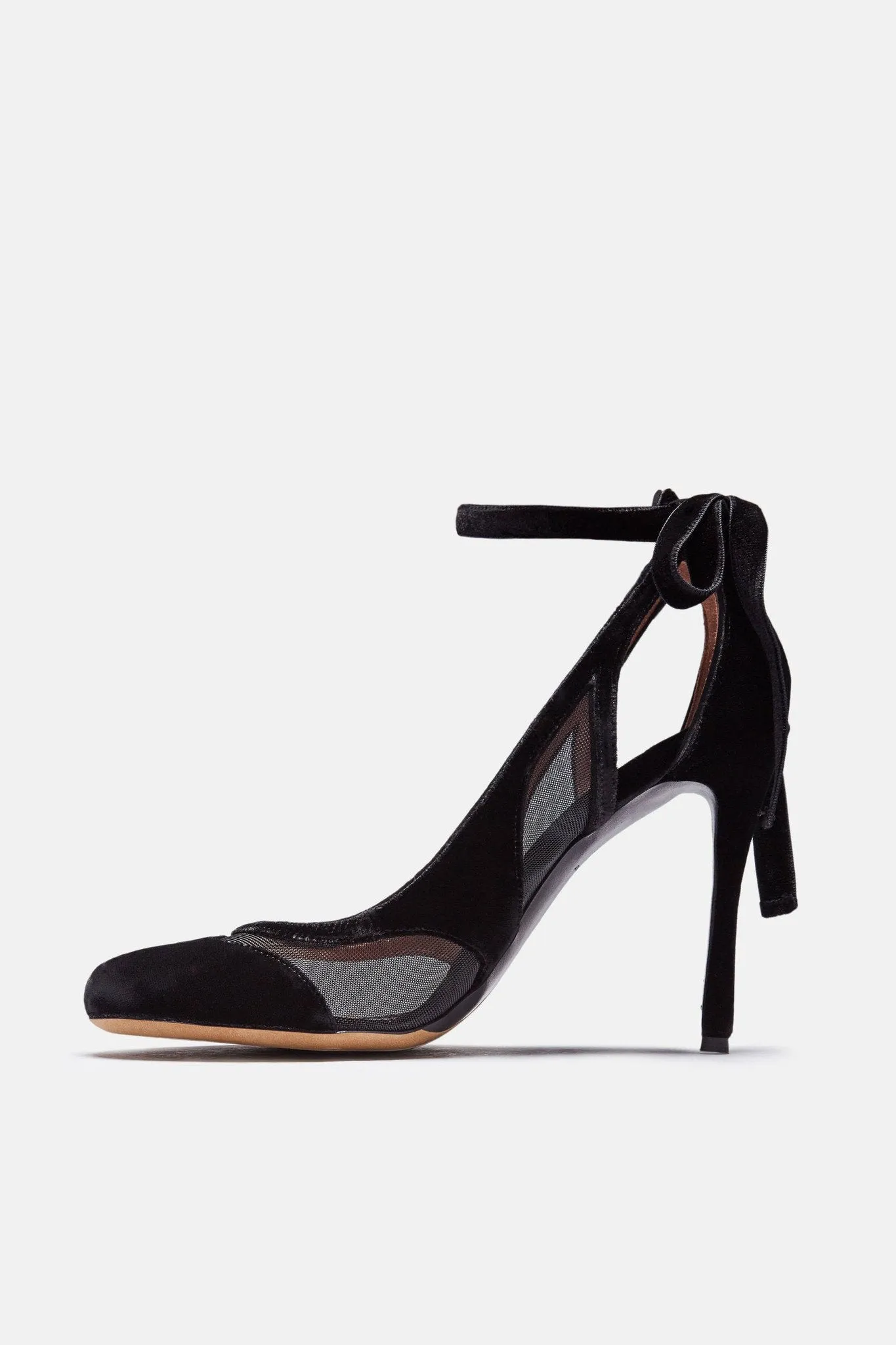 Eloise - Black Velvet