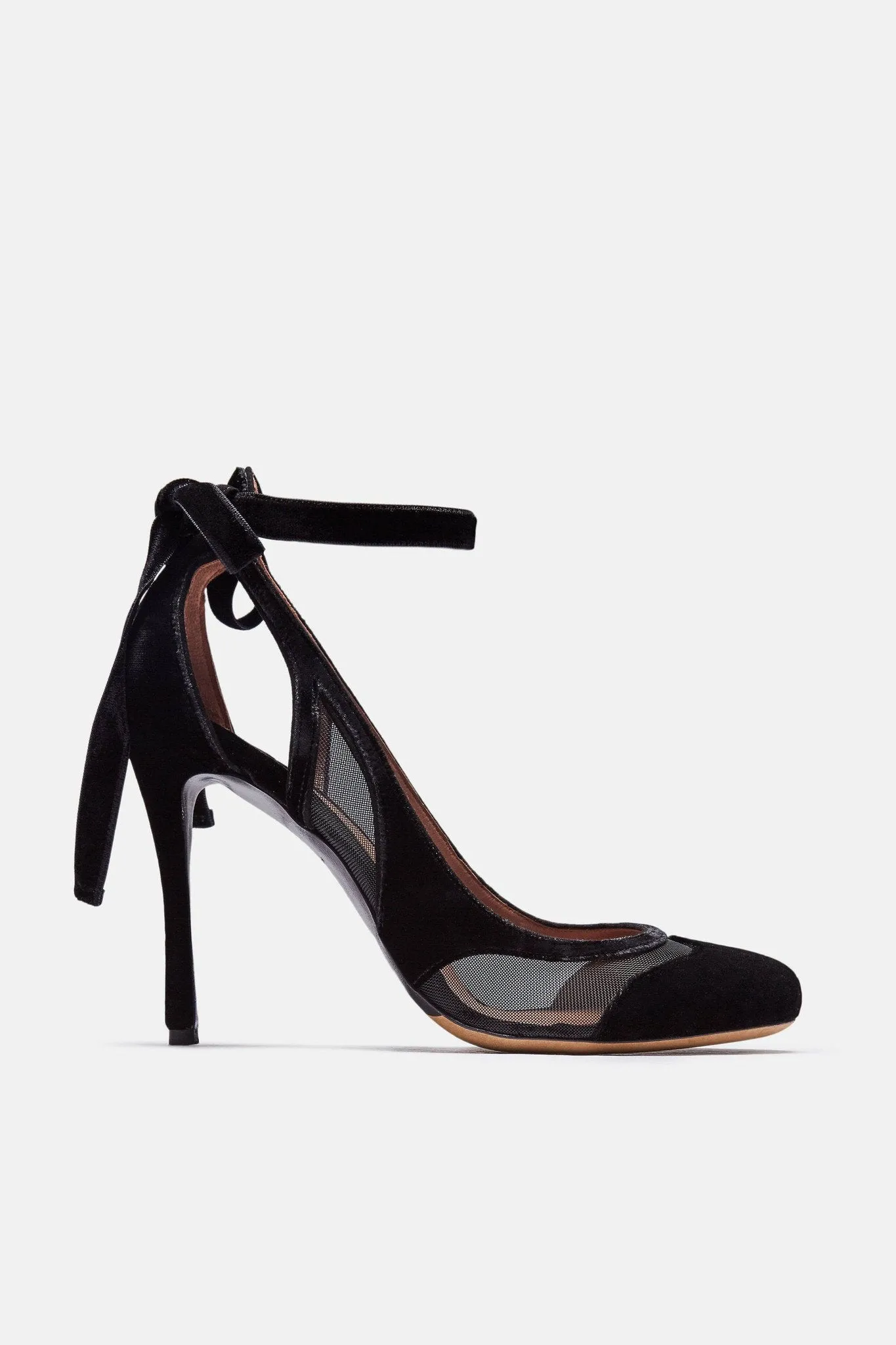 Eloise - Black Velvet