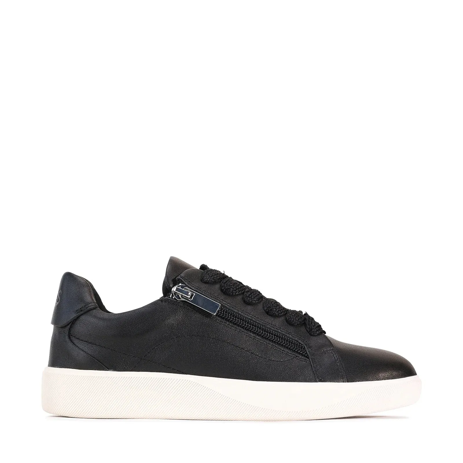 Eos Neomi Black Sneaker