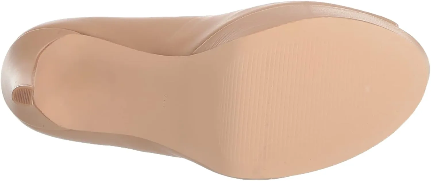 GUESS Women's Cacei Pump