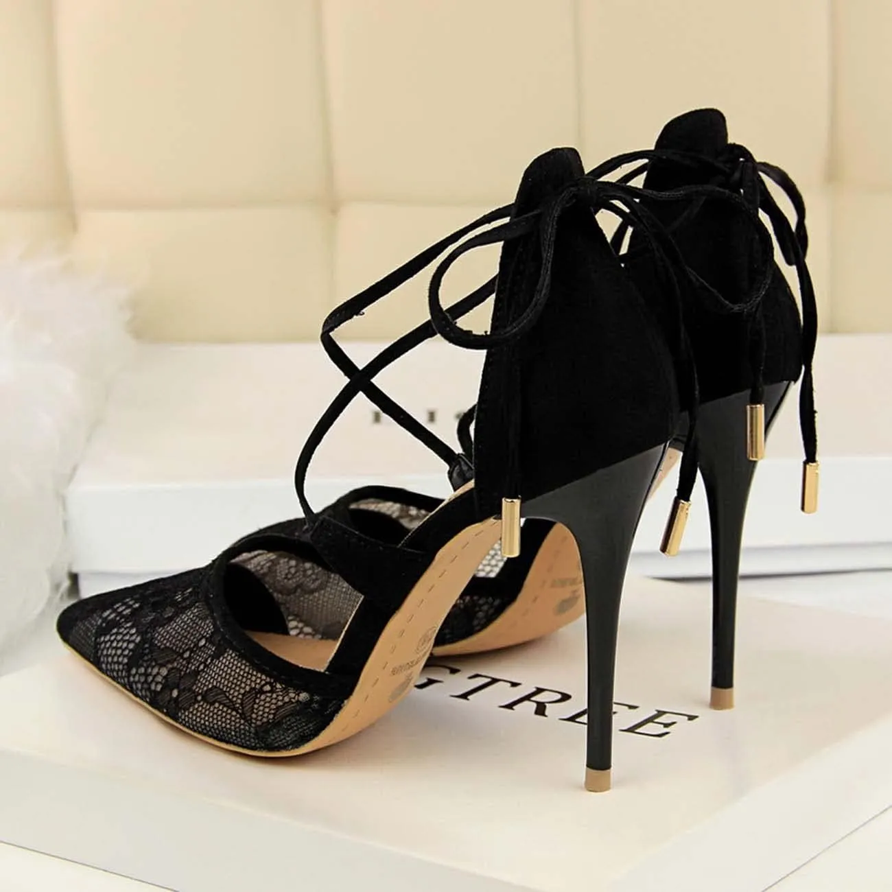 JOEupin Women's Lace Bridal High Heel Peep Toe Open Toe Cover Dress Pump