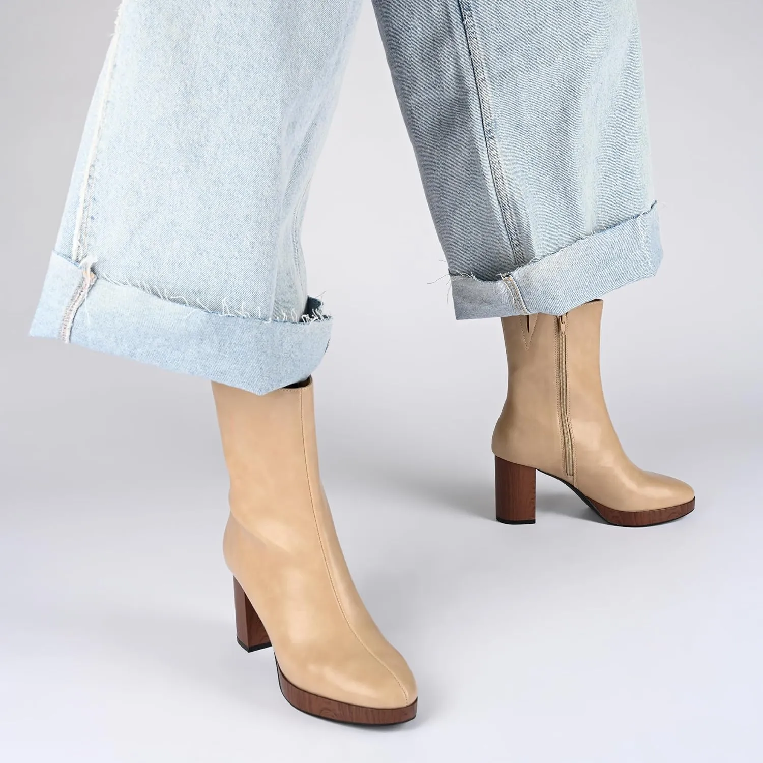 Journee Women's Comfort Foam Romer Booties