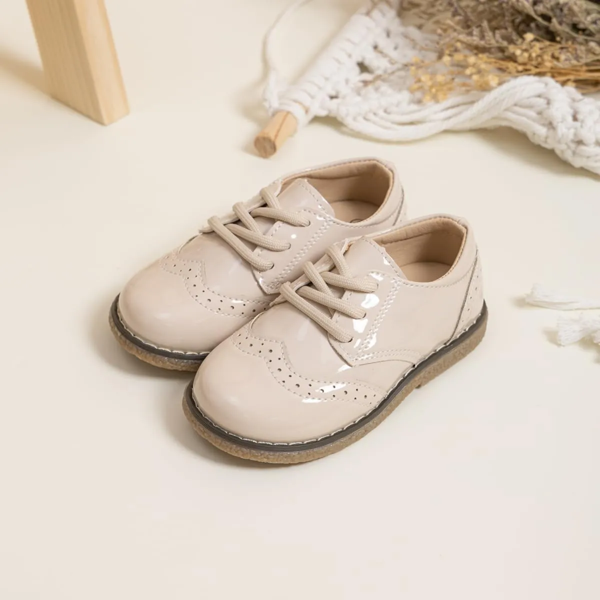 Kannior Boys Girls Oxford PU Leather Shoes Little Kid Wedding Dress Shoes Toddler Lace Up Non-Slip Texture Sole Loafer Flats Classic School Uniform Walking Shoes