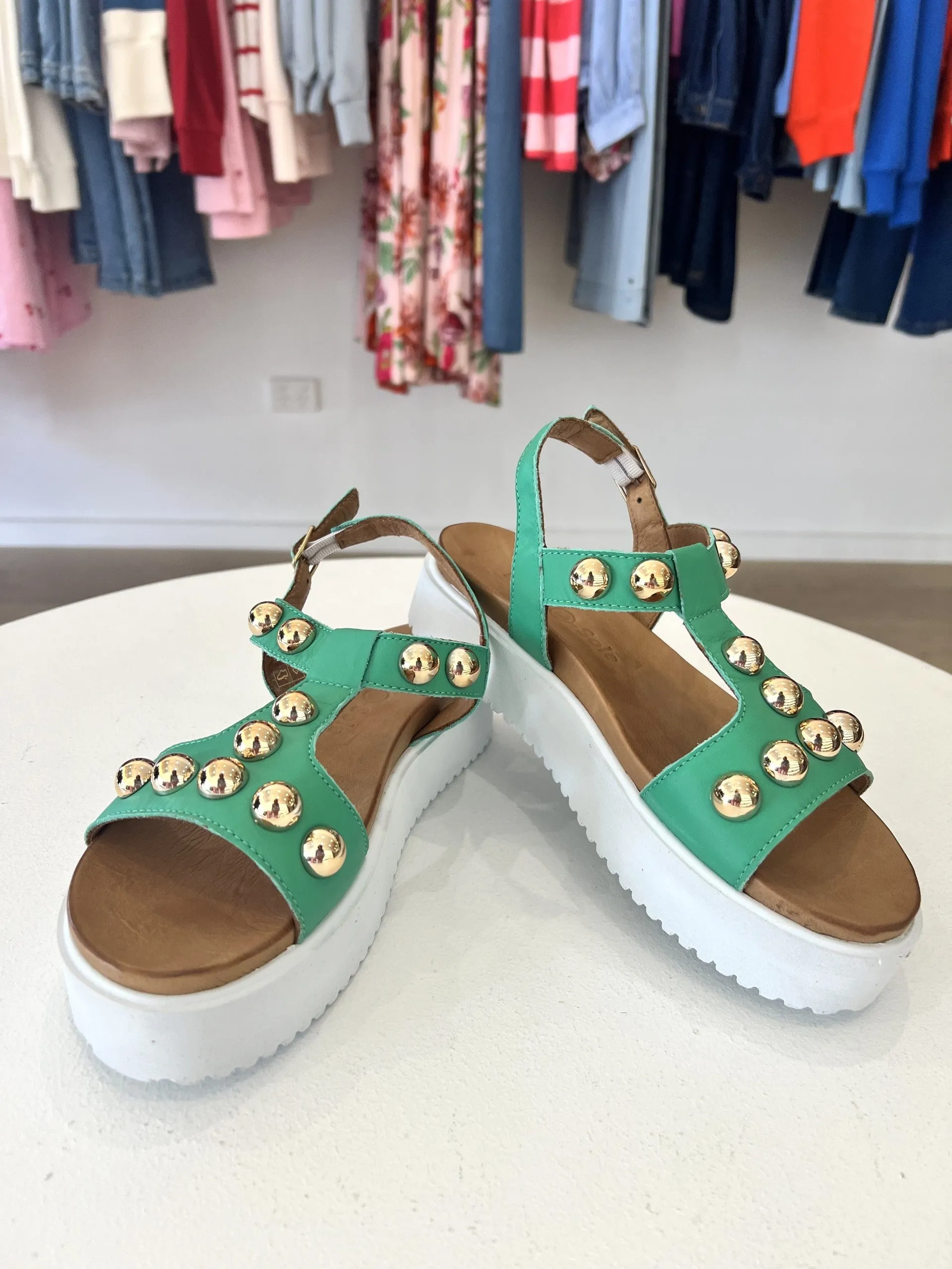 LAUREN STUD SANDAL || GREEN/GOLD