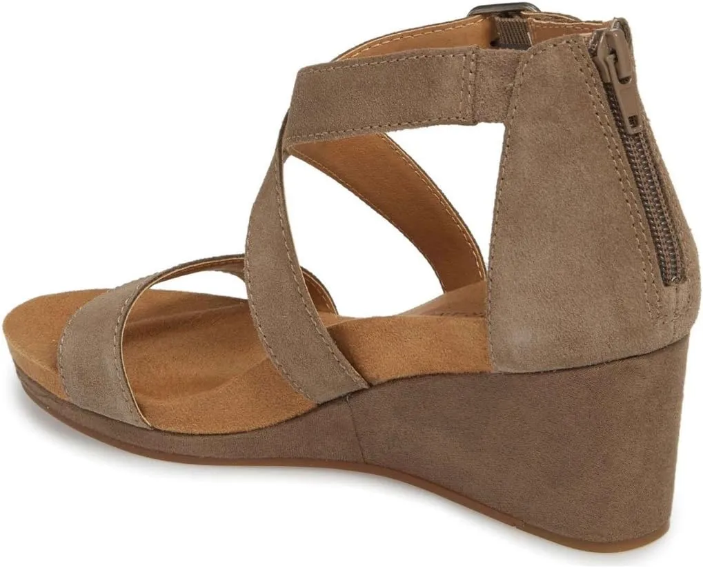 Lucky Brand Women's Kenadee Wedge Sandal