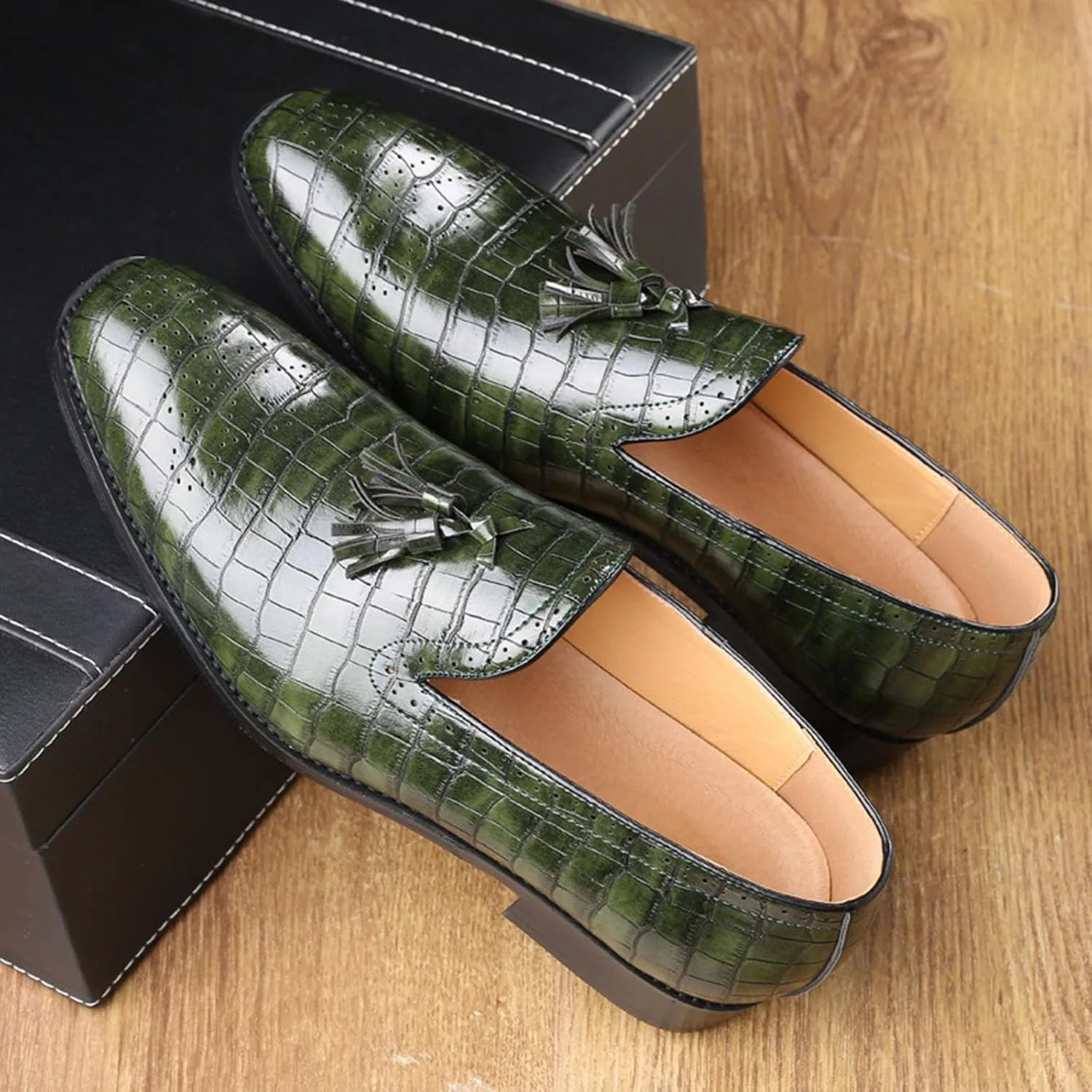 Mens Casual Classic Crocodile Texture Loafer with Tassel Penny Slip-On Wedding Party Prom Shoes