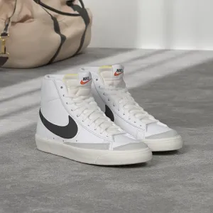 Nike Blazer Mid '77 Vintage Men's Sneaker Shoes