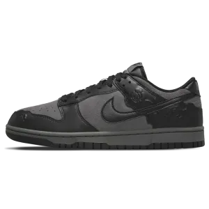 Nike Dunk Low 'Black Roses'