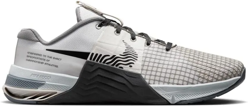 NIKE Men's Flat Sneaker, 0