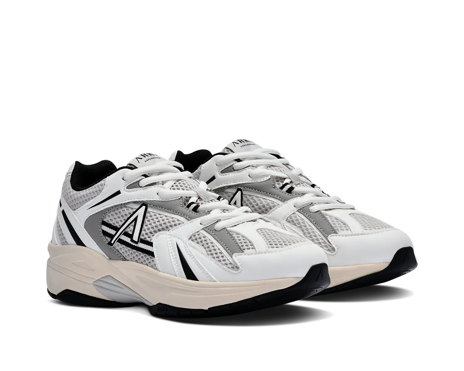 Oserra | White Black | Men