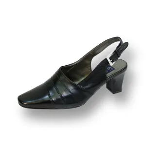 PEERAGE Susie Women's Wide Width Leather Slingback Pumps