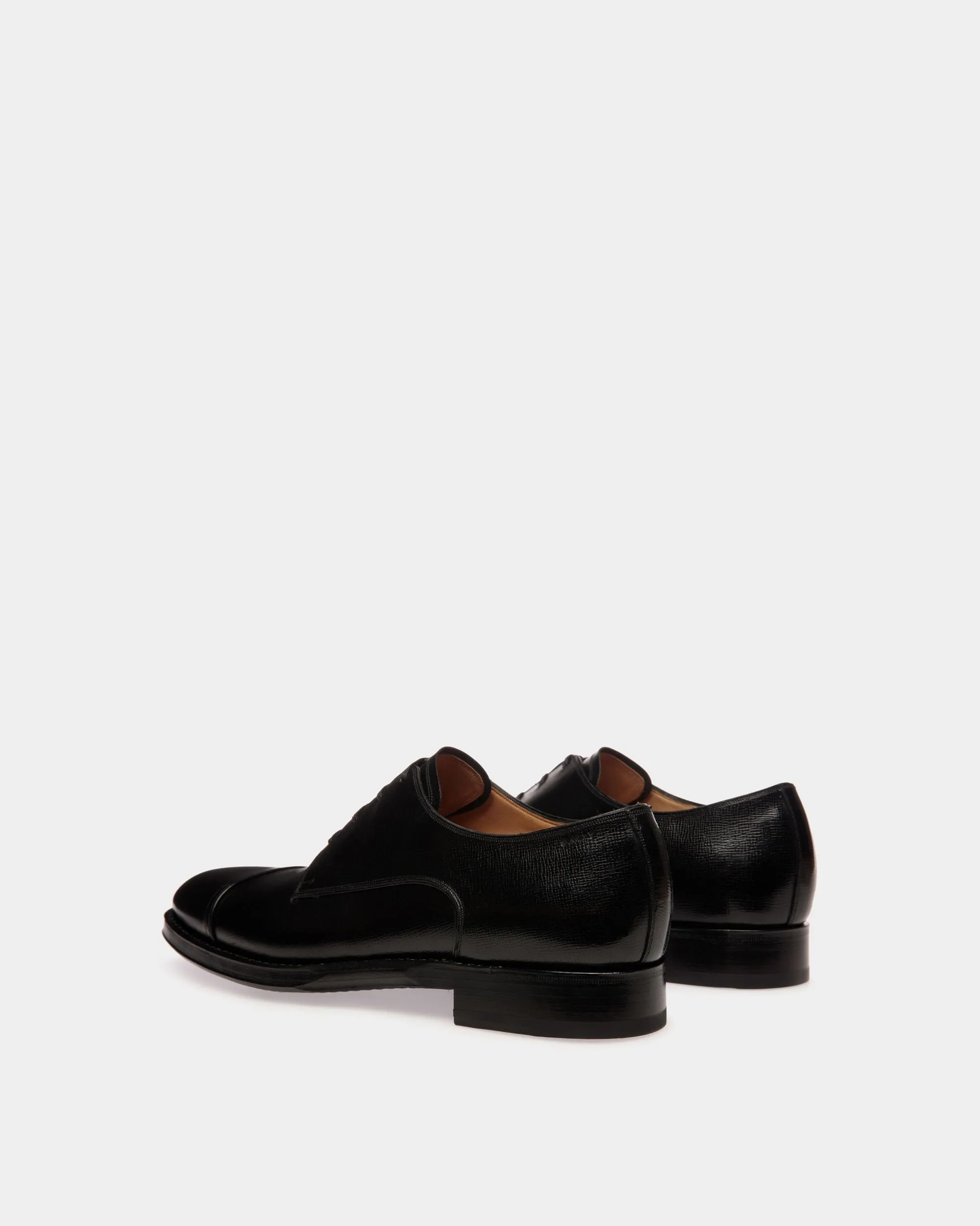 Scribe Un Derby in Black Grained Leather