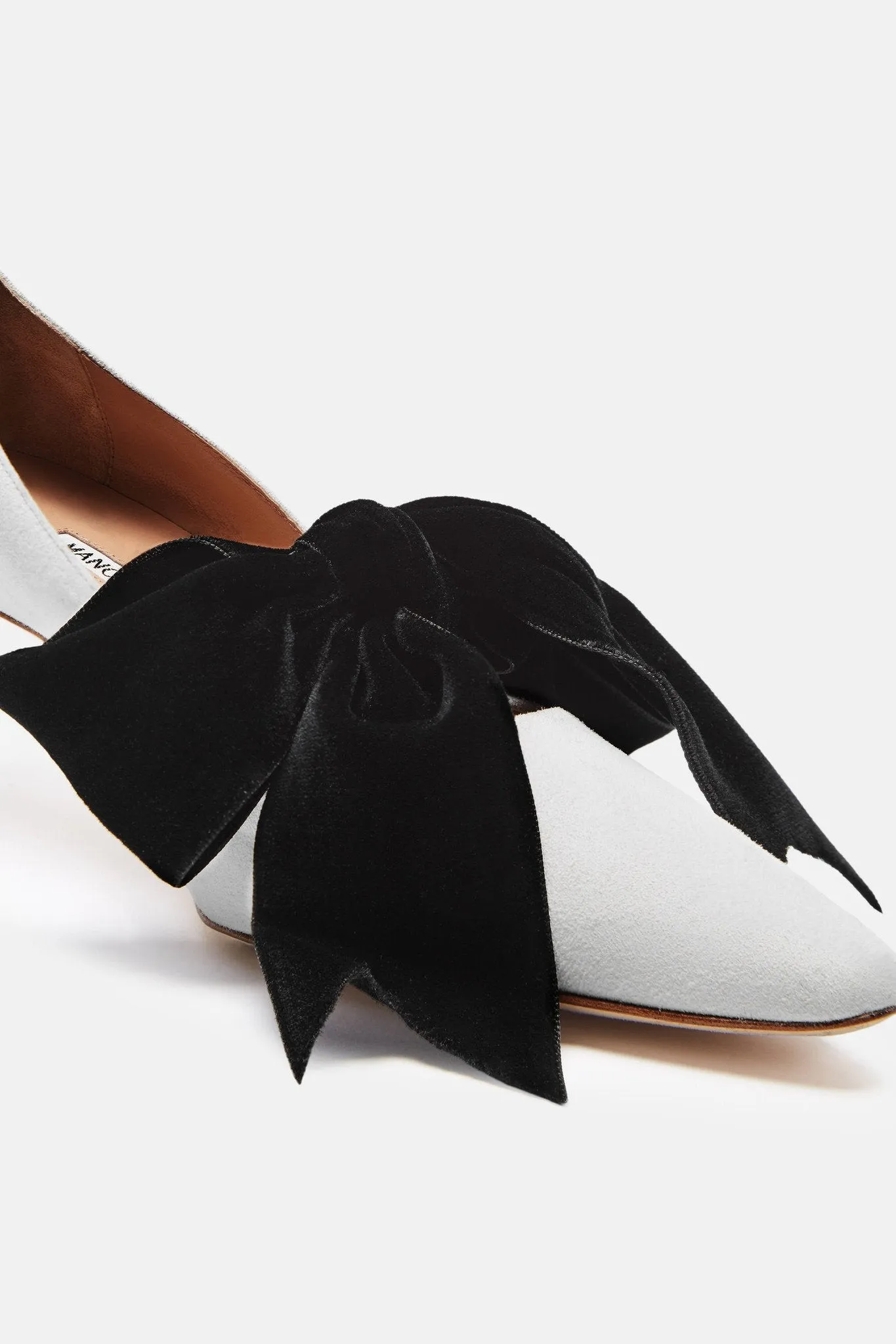 Serba Pump - White Suede/Velvet Bow