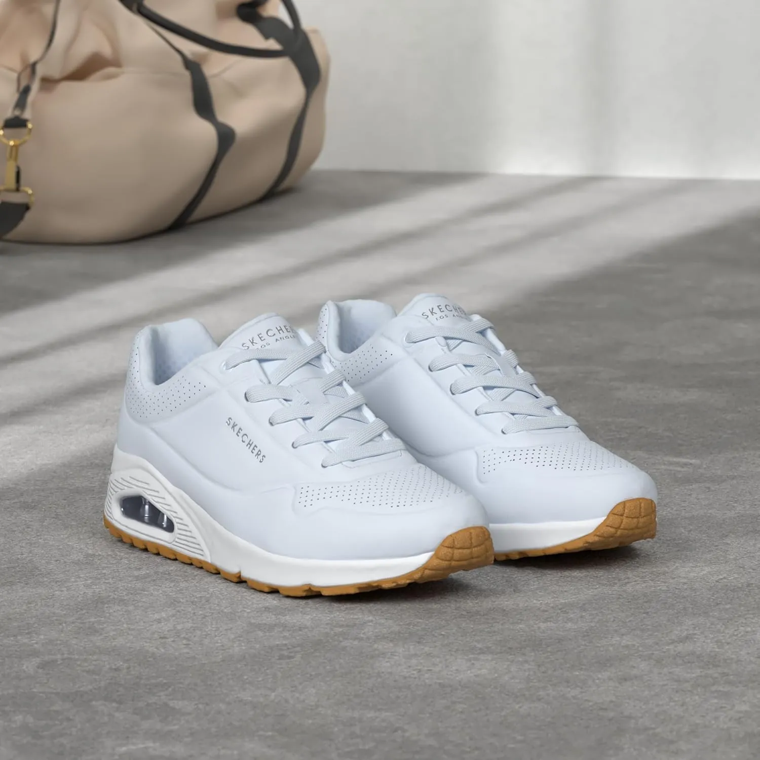 Skechers Women's Uno-Stand on Air Sneaker
