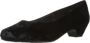 Soft Style by Hush Puppies Women's Angel Ii Dress Pump, Black Velvet, 7 N US