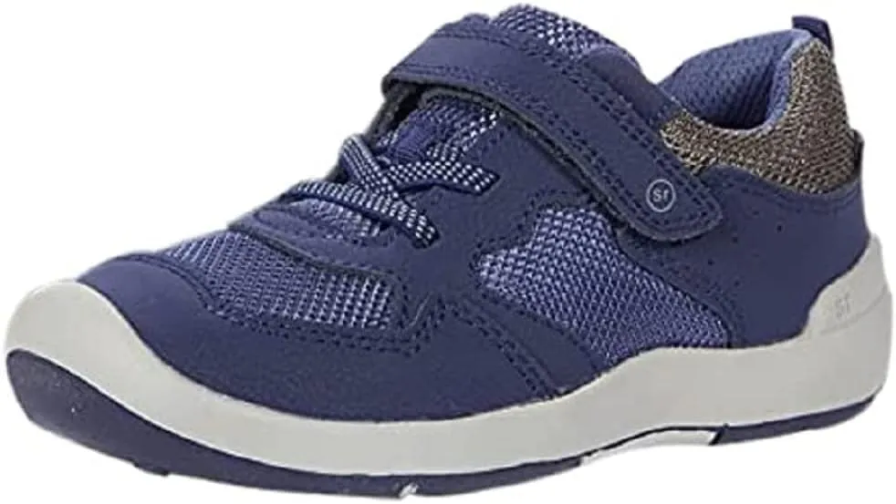 Stride Rite Unisex-Child SRT Winslow Athletic Sneaker