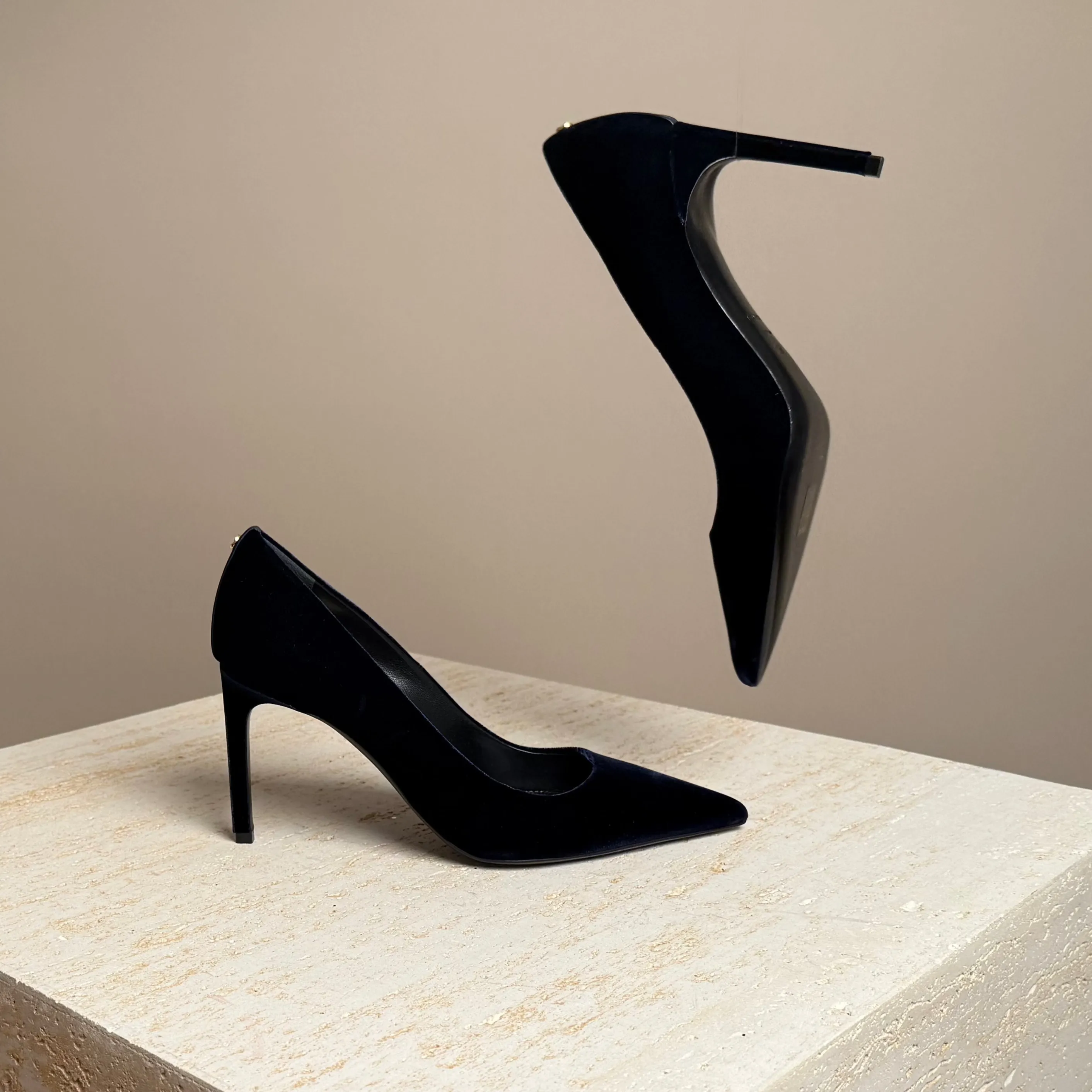 T Screw Velvet Pump Blue Suede