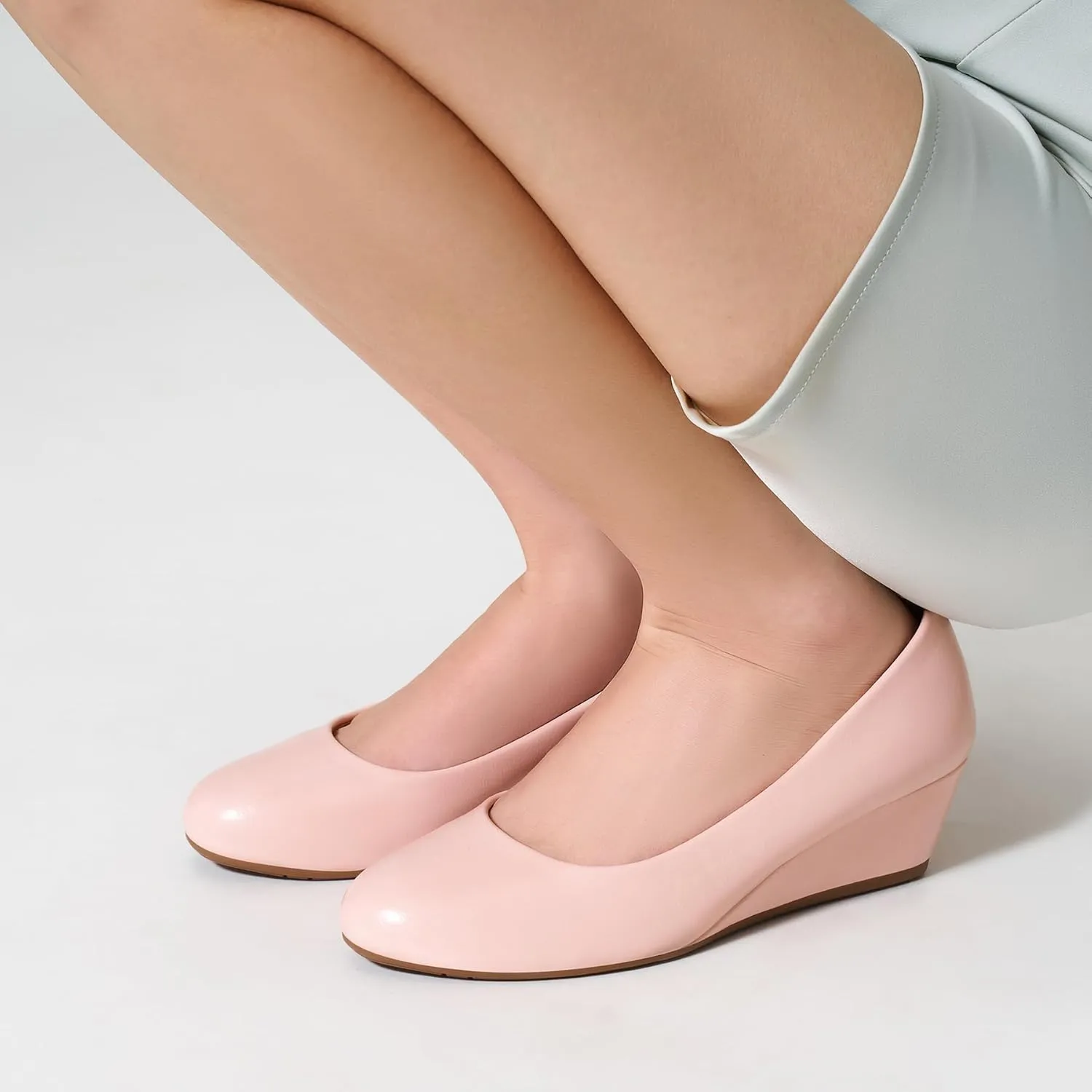Trary Women's Wedges Heels for Women Pumps Round Toe Mid Heels Comfortable Closed Toe Dressy Shoes Women Pumps Wedge Shoes for Wedding Work Office Party 1.8 Inches