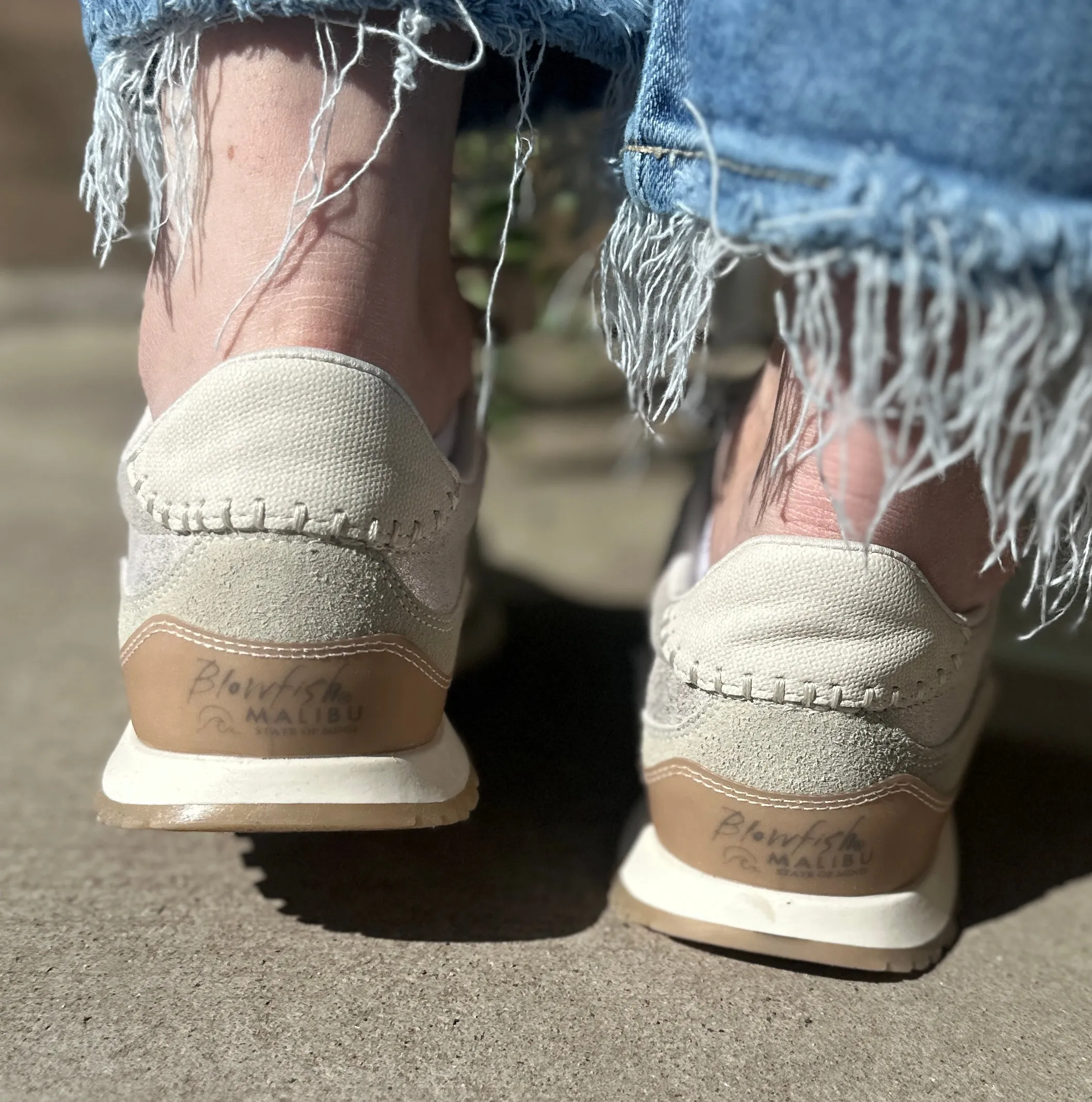Valley Sneakers