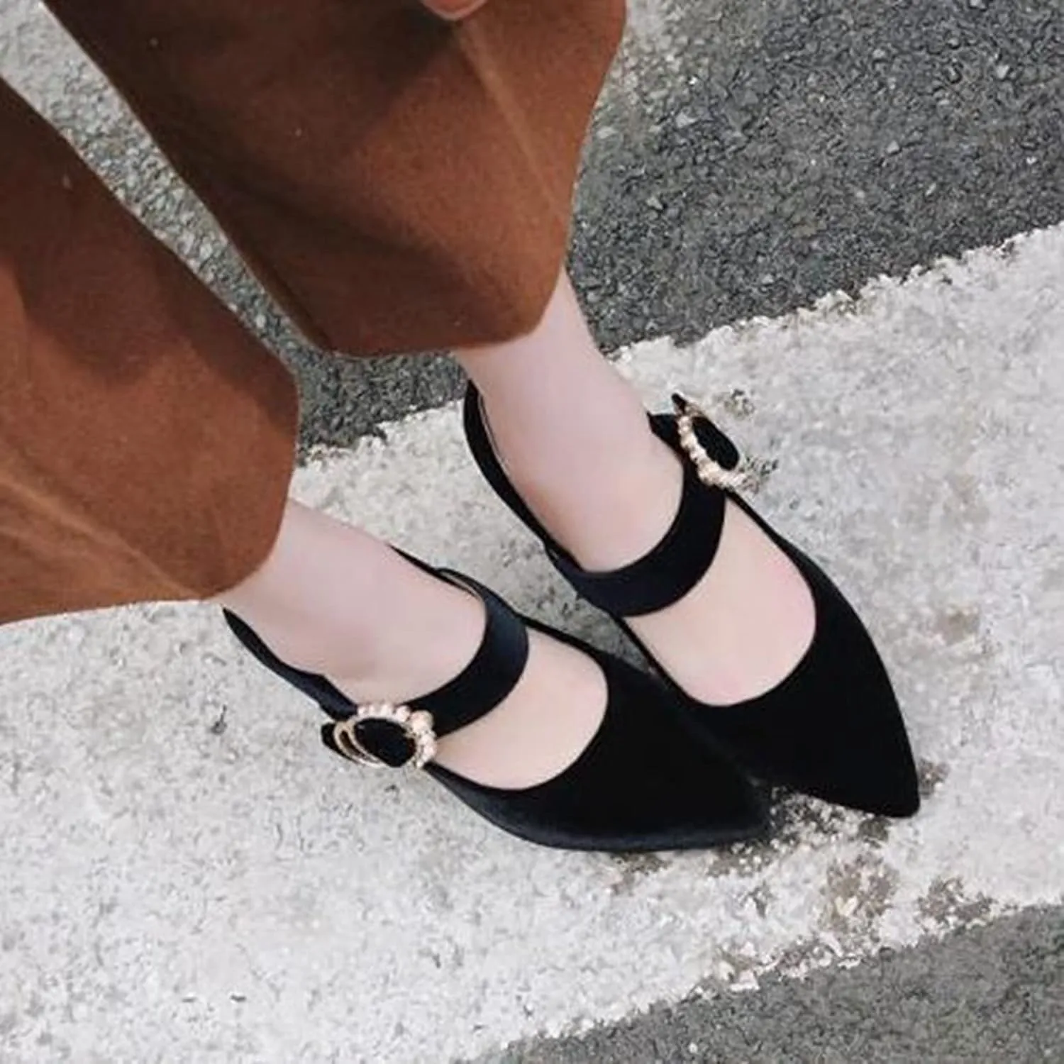 Women's Pointed Toe Mary Jane Dress Shoes Velvet Rhinestone Buckle Chunky High Heeled Wedding Pumps