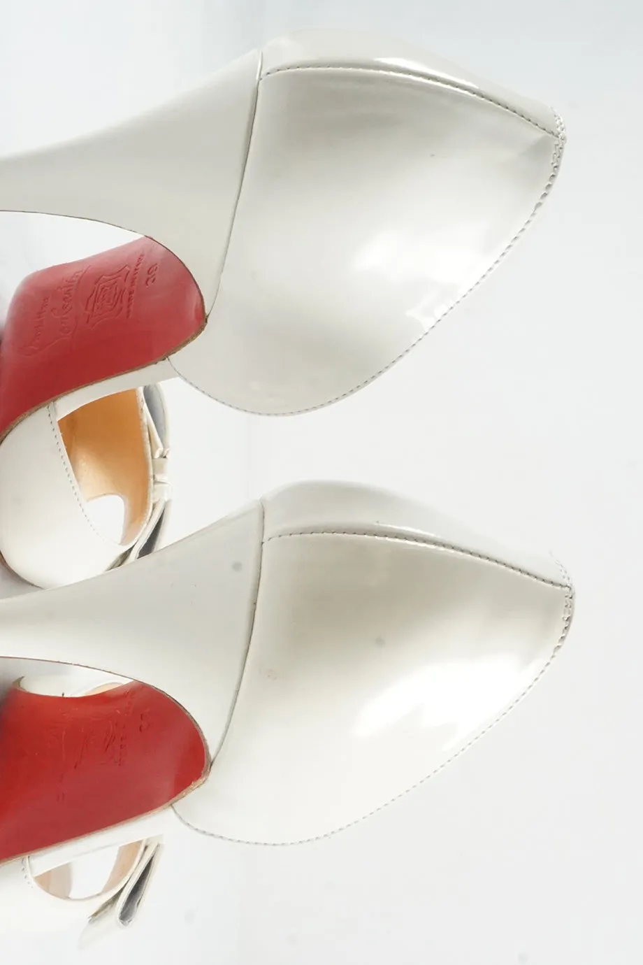 [WS5589] Christian Louboutin | Open Toed Pump